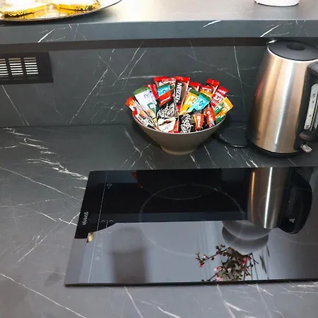 Royal شقة موستار