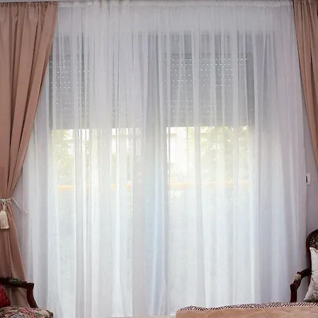 Royal Apartman *